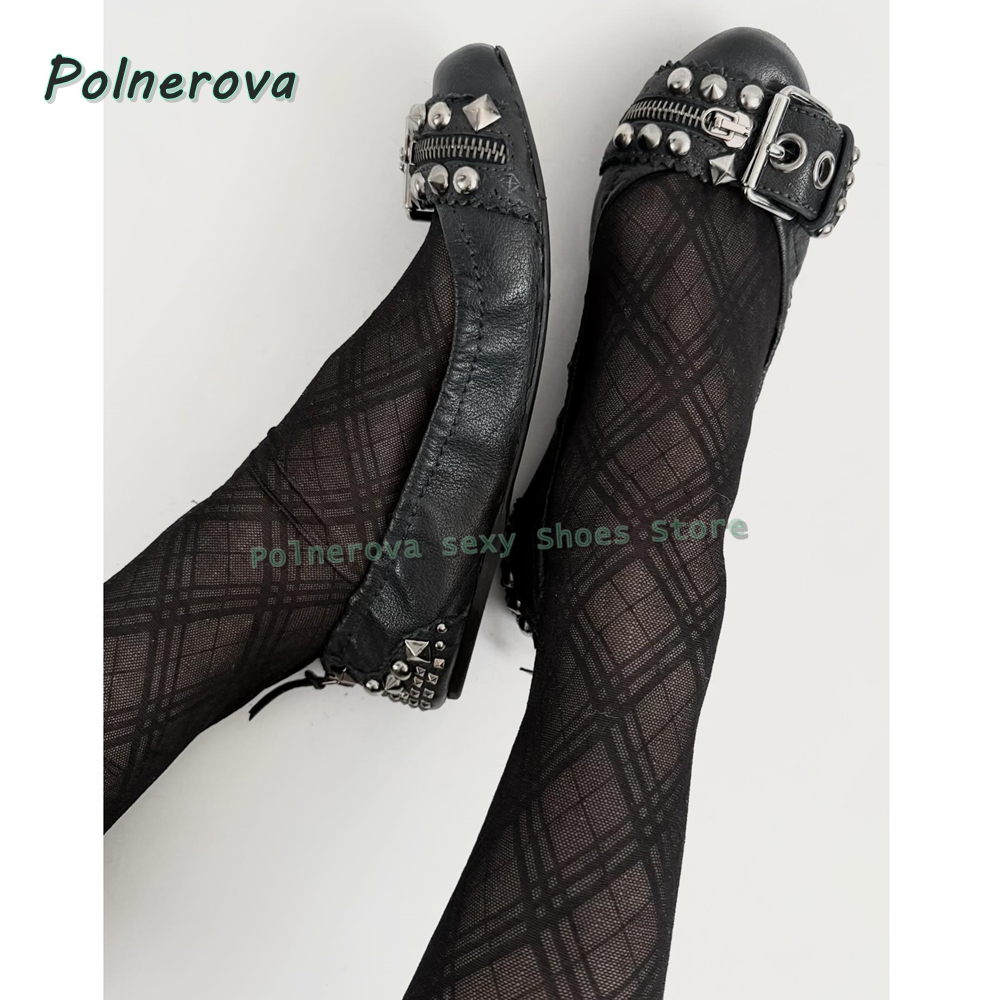 Women'S Shoes In Fashion - Perçinli Tokalı Mary Jane Ayakkabılar Sivri