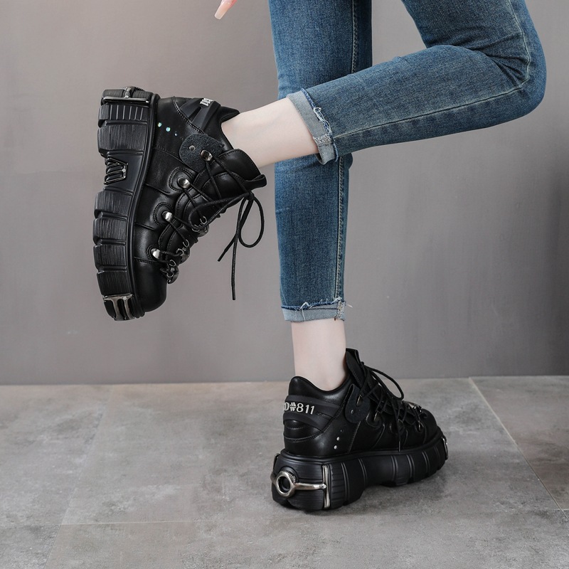 Sinirli Moda Olması Gereken -  - Women Shoes Must Have incelemesi ve fiyatı