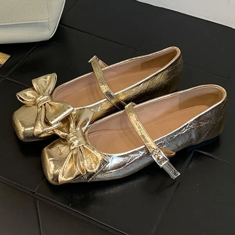 Sevimli Fiyonklu Kare Burunlu  - Women Shoes Branded incelemesi ve fiyatı