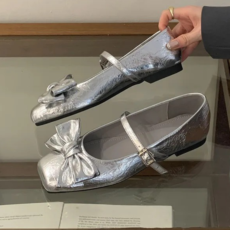 Sevimli Fiyonklu Kare Burunlu  - Women Shoes Branded incelemesi ve fiyatı