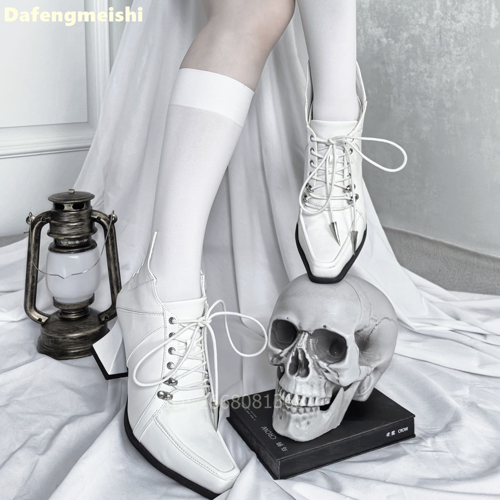 Beyaz Deri Kare Burunlu Bilek  - Block Heel Ankle Boots incelemesi ve fiyatı